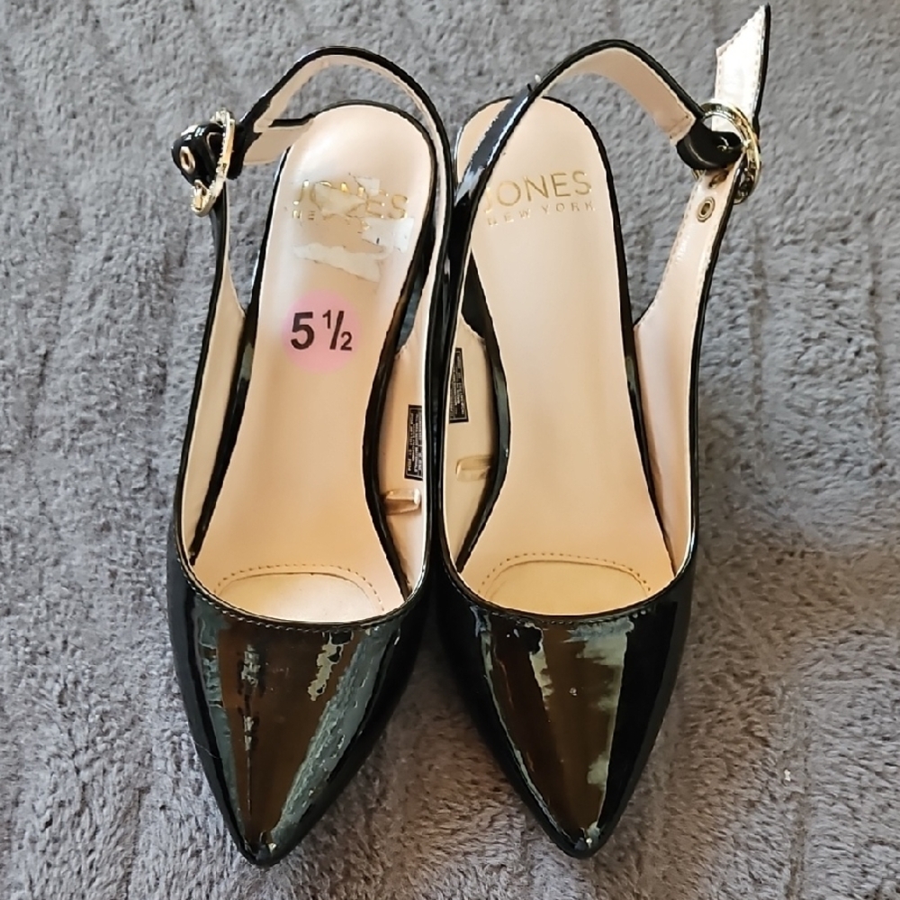 Jones New York Black Slingback Kitten Heels